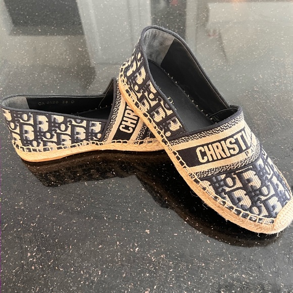 SOLD Dior Espadrilles size 7.5, excellent used condition - Picture 6 of 7